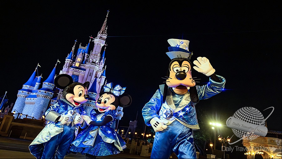 -“Disney Starlight: Dream the Night Away” llega a iluminar las noches de Magic Kingdom Park-